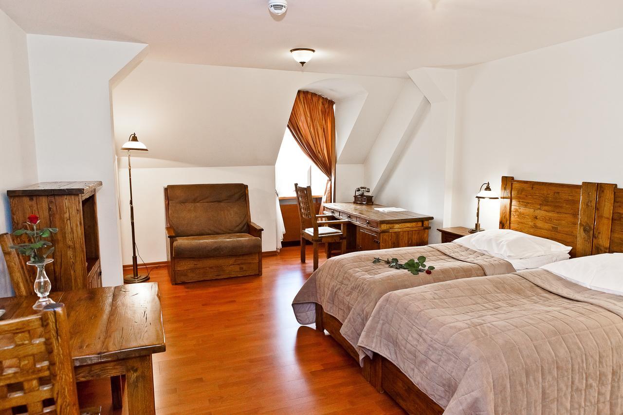 Zamek Królewski Boutique Hotel Niepołomice Extérieur photo