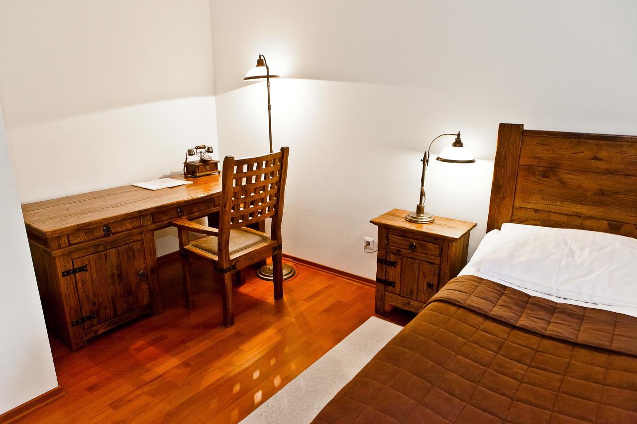 Zamek Królewski Boutique Hotel Niepołomice Extérieur photo