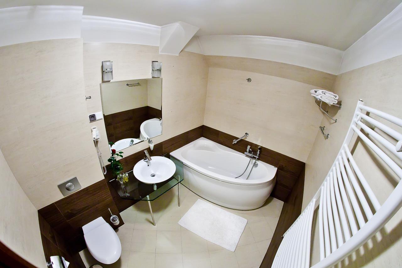 Zamek Królewski Boutique Hotel Niepołomice Extérieur photo